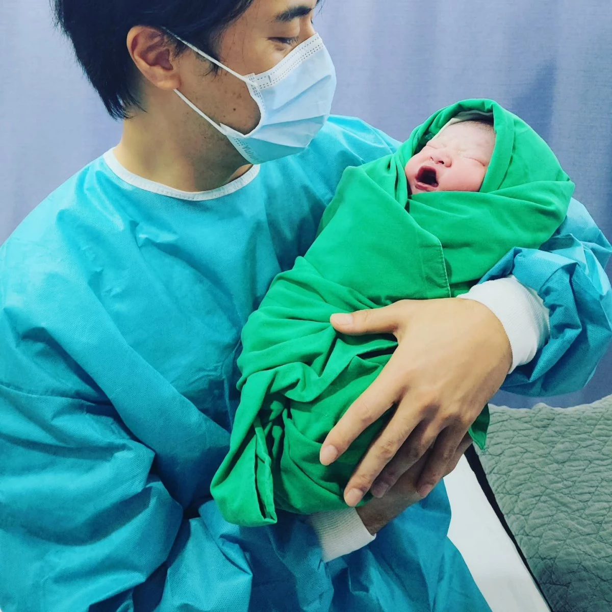 득남 소식 전한 배우 윤주만 / 윤주만 인스타그램