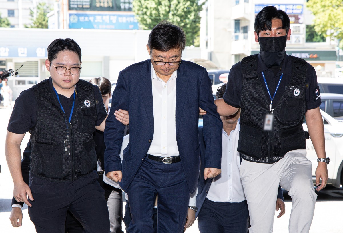 사망자 23명이 발생한 '화성 아리셀 공장 화재'와 관련해 경찰 수사를 받은 박순관 아리셀 대표 / 뉴스1