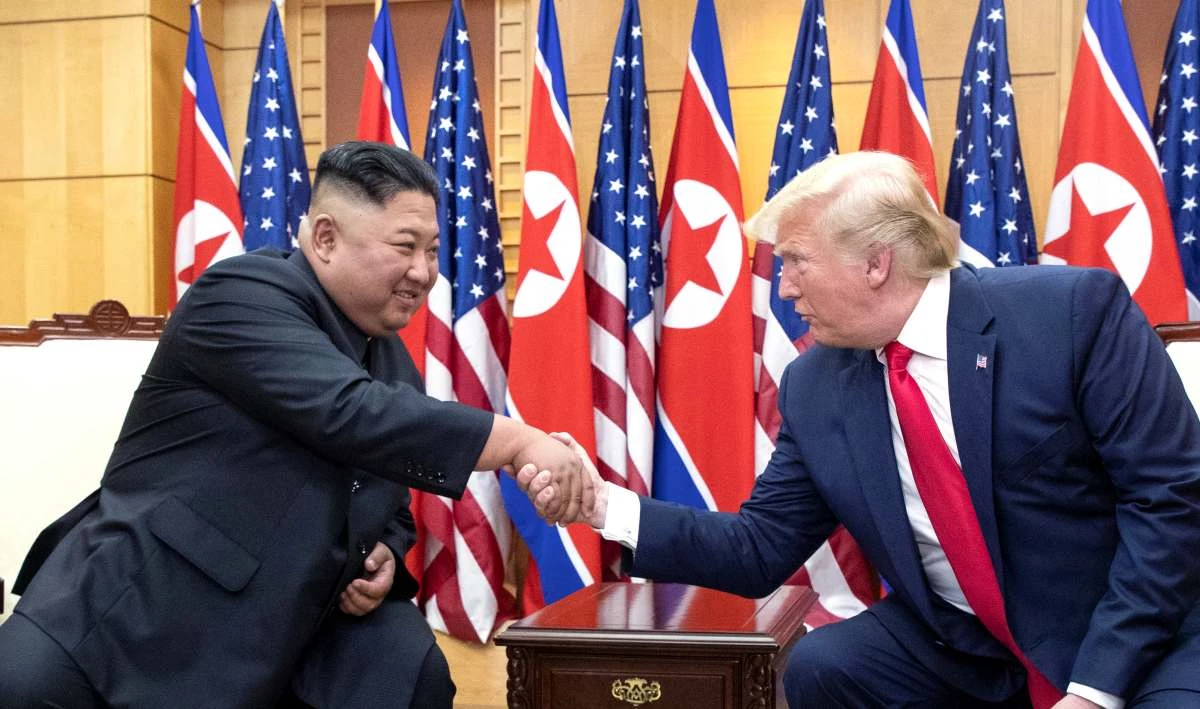 도널드 트럼프 미국 대통령과 북한 김정은 국무위원장이 2019년 6월 30일 판문점 남측 자유의 집 에서 회담하고 있다. / 연합뉴스
