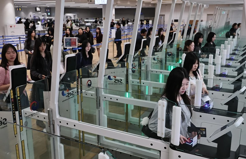 공항 이용객들은 해마다 늘고 있다. / 뉴스1