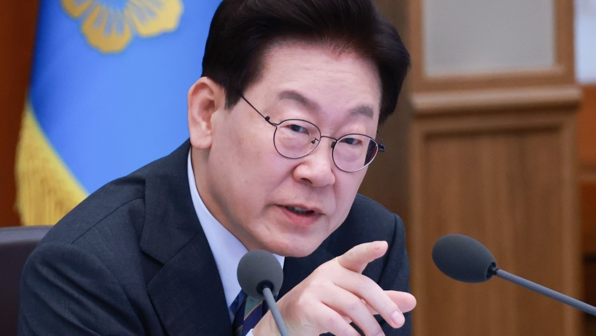 이재명 대통령이 AI에게 물어봤다며 공개한 내용, 댓글 폭주 중