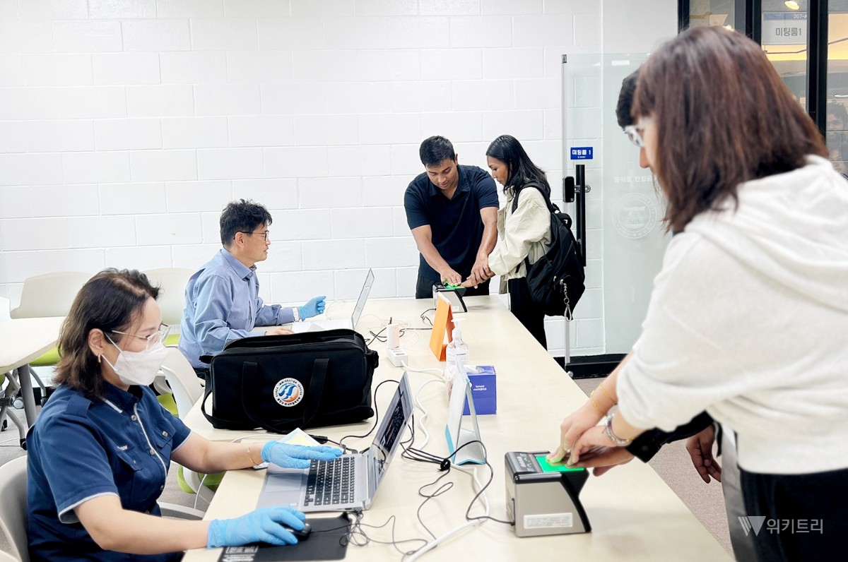 동신대-광주출입국사무소, ‘찾아가는 지문등록 서비스’ 유학생 호평
