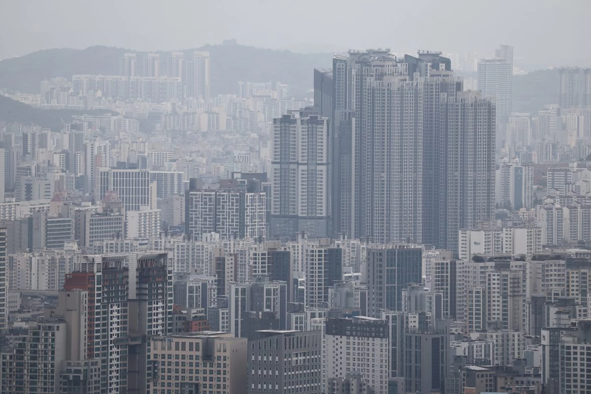 서울 남산에서 바라본 모습. / 연합뉴스