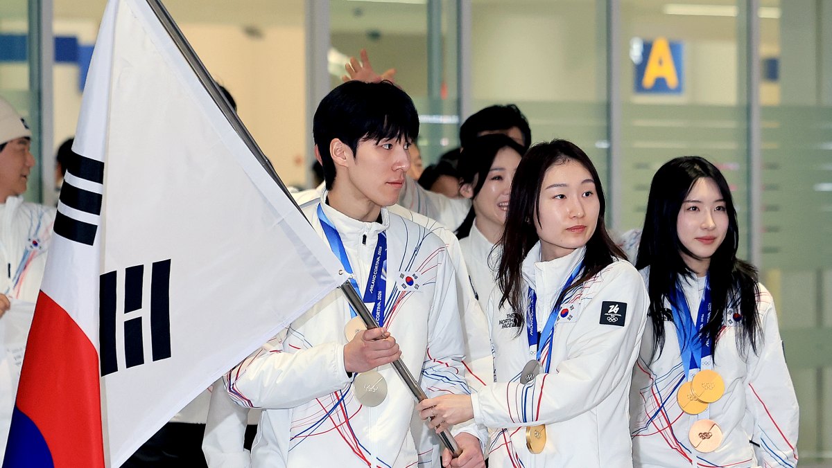 이제 못 본다… 이번 시즌 끝으로 태극마크 반납하는 '쇼트트랙 레전드'