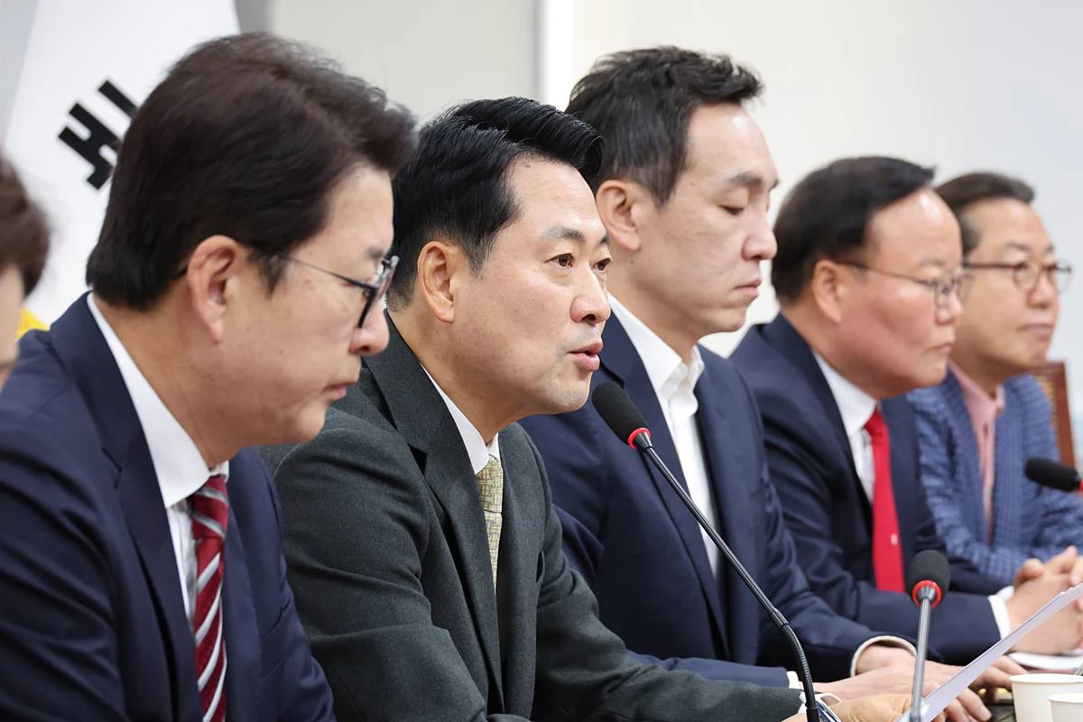 장동혁 국민의힘 대표가 22일 서울 여의도 국회에서 열린 최고위원회의에서 발언하고 있다 / 뉴스1