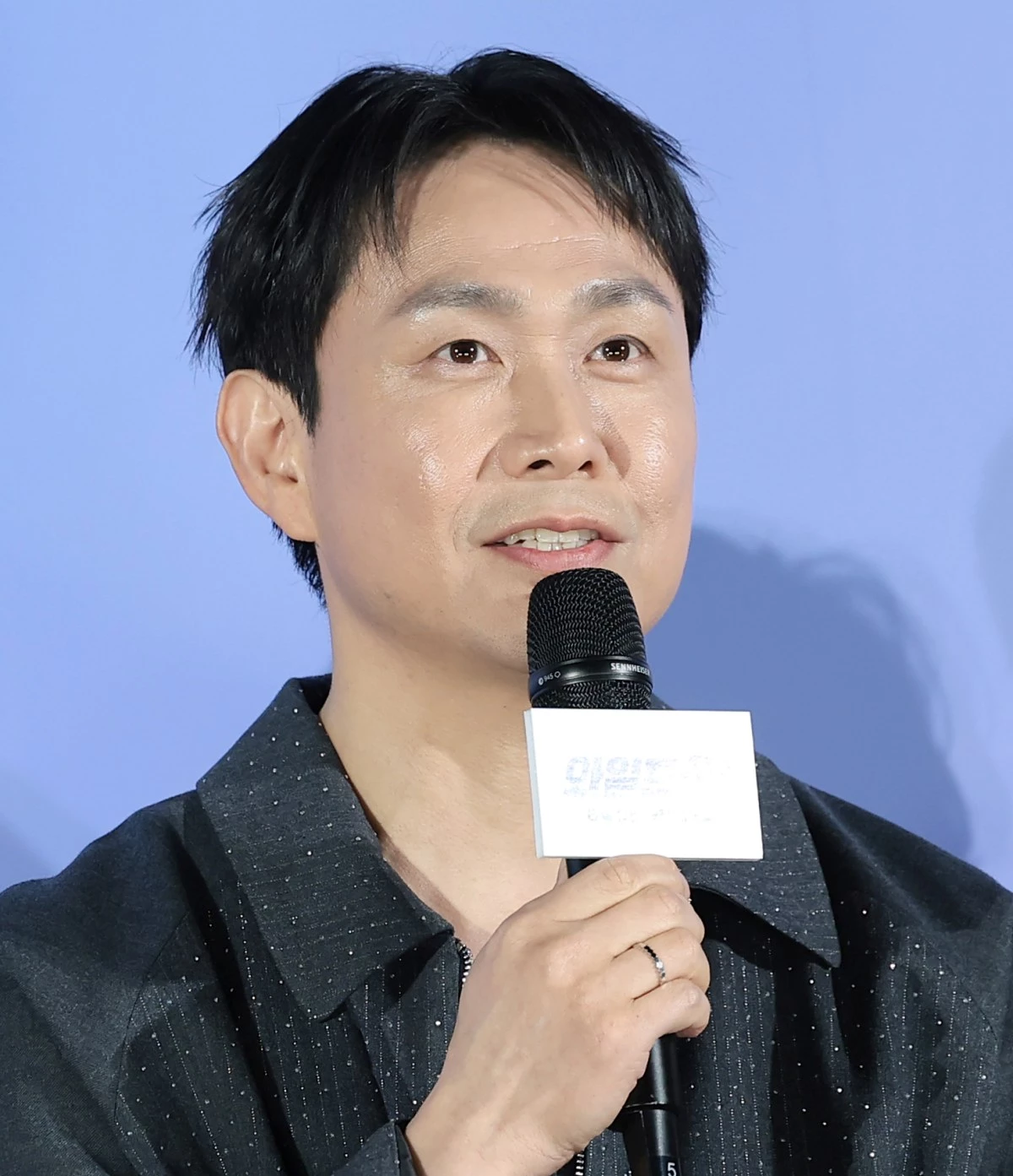 배우 오정세가 지난 5월 서울 광진구 롯데시네마 건대입구에서 열린 영화 '와일드 씽'(감독 손재곤) 제작보고회에서 인사말을 하고 있다. / 뉴스1