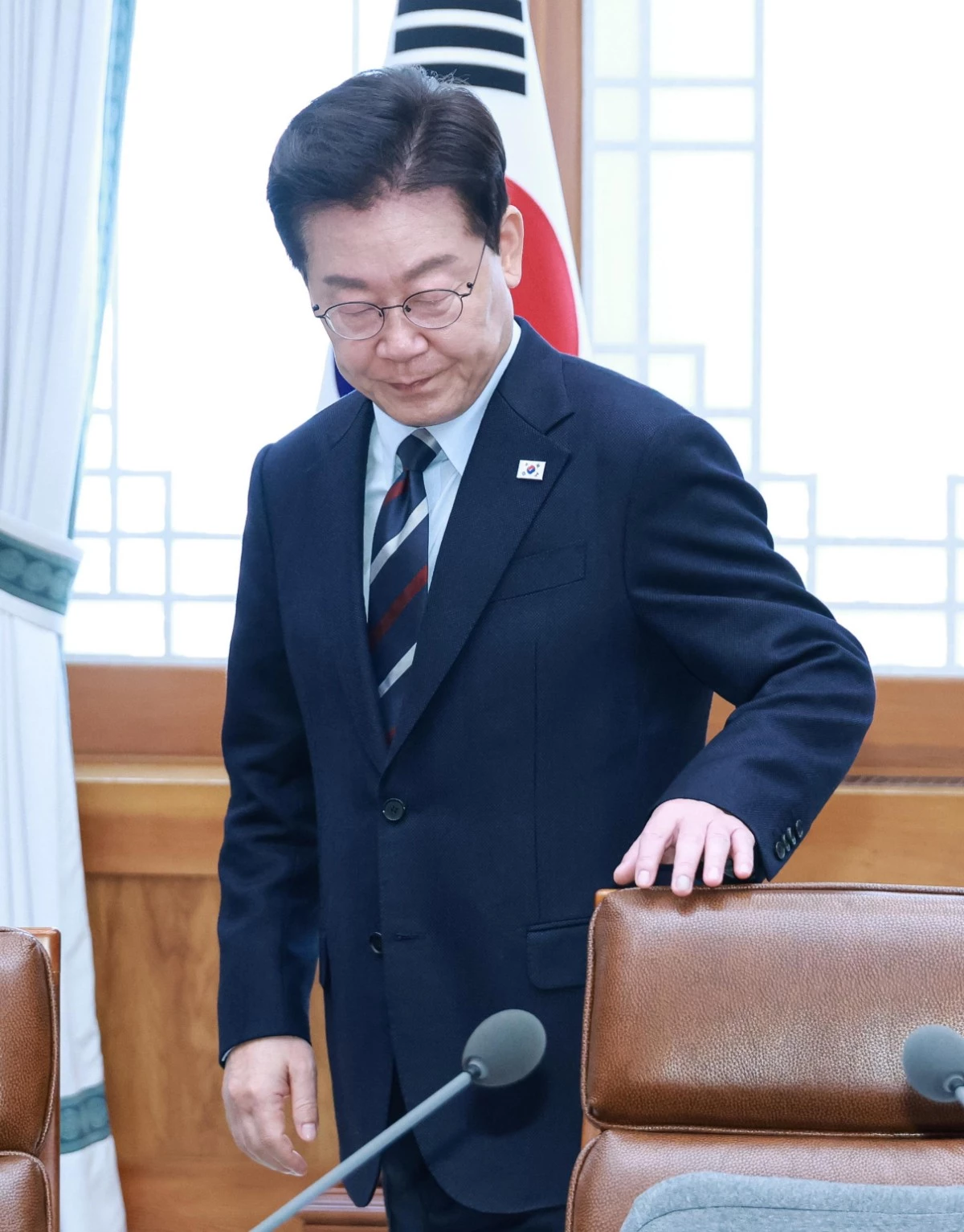 이재명 대통령이 23일 청와대에서 열린 초안전사회 범정부 대응 회의에 참석하고 있다. /뉴스1 (청와대통신사진기자단)
