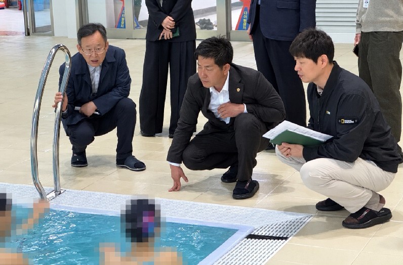 최대성 "잠깐 쓸 수영장에 52억?"...예산 효율성 제기