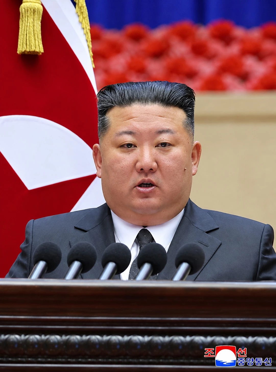 김정은 북한 국무위원장이 22, 23일 평양에서 조선인민군 제3차 중대장 대회를 주재하고 ‘새 시대 강군건설과 중대장들의 임무’에 대해 연설했다고 조선중앙통신이 24일 보도했다. / 조선중앙통신