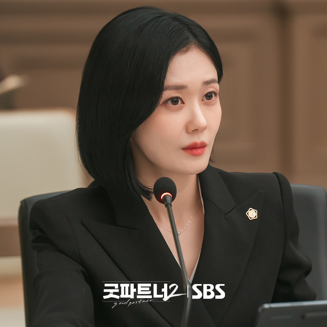 ‘굿파트너2’ 장나라, 3년 만에 50명 로펌 일군 대표로 돌아왔다…파워 우먼 스틸