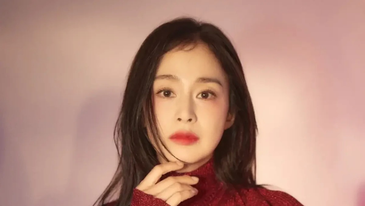 “누가 뭐래도 대한민국 최고 미인”… 김태희 SNS 댓글창, 난리 난 이유