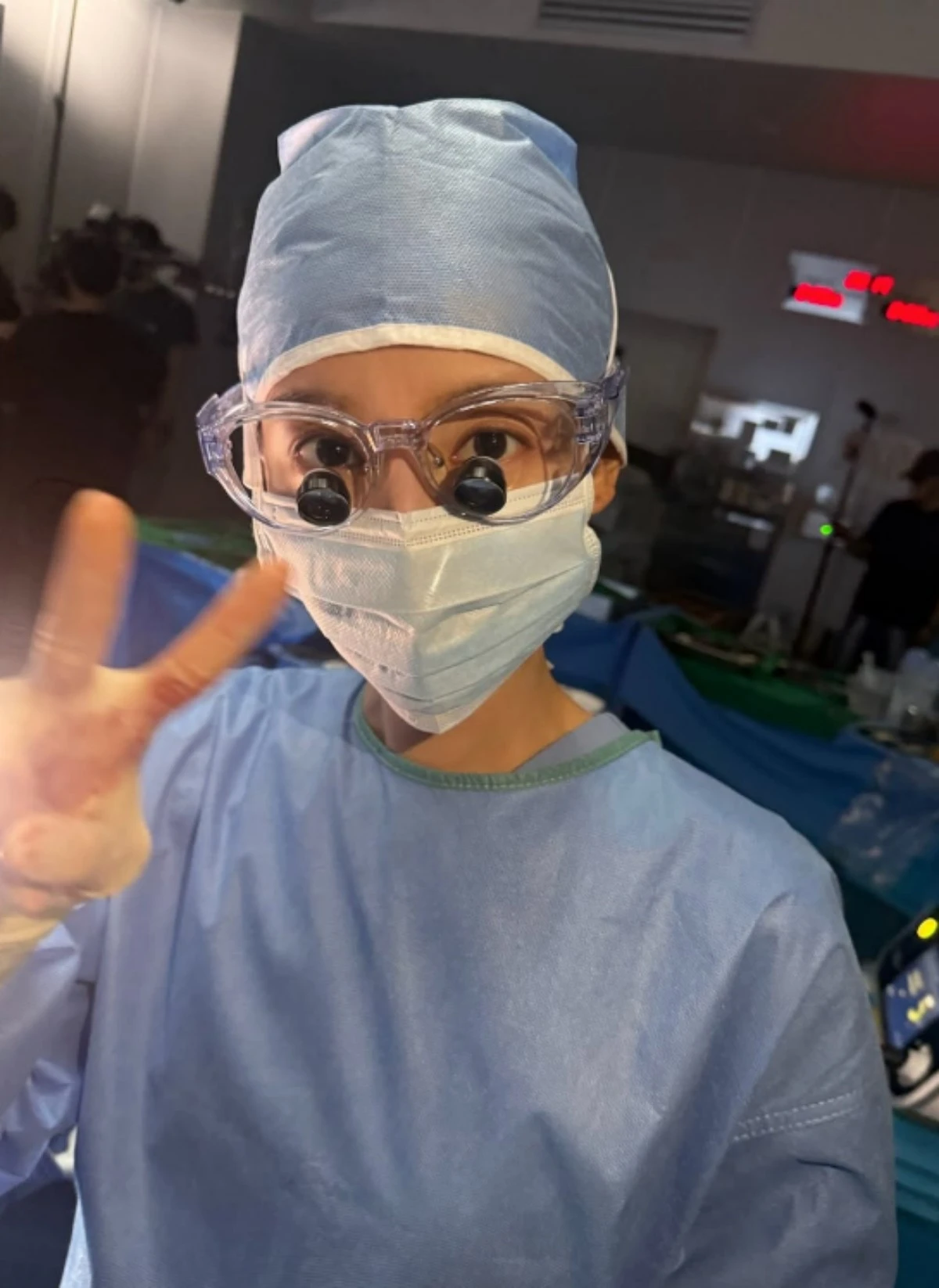 '닥터X : 하얀 마피아의 시대'에서 주인공 계수정 역을 맡아 열연을 펼치고 있는 배우 김지원. / 김지원 인스타그램