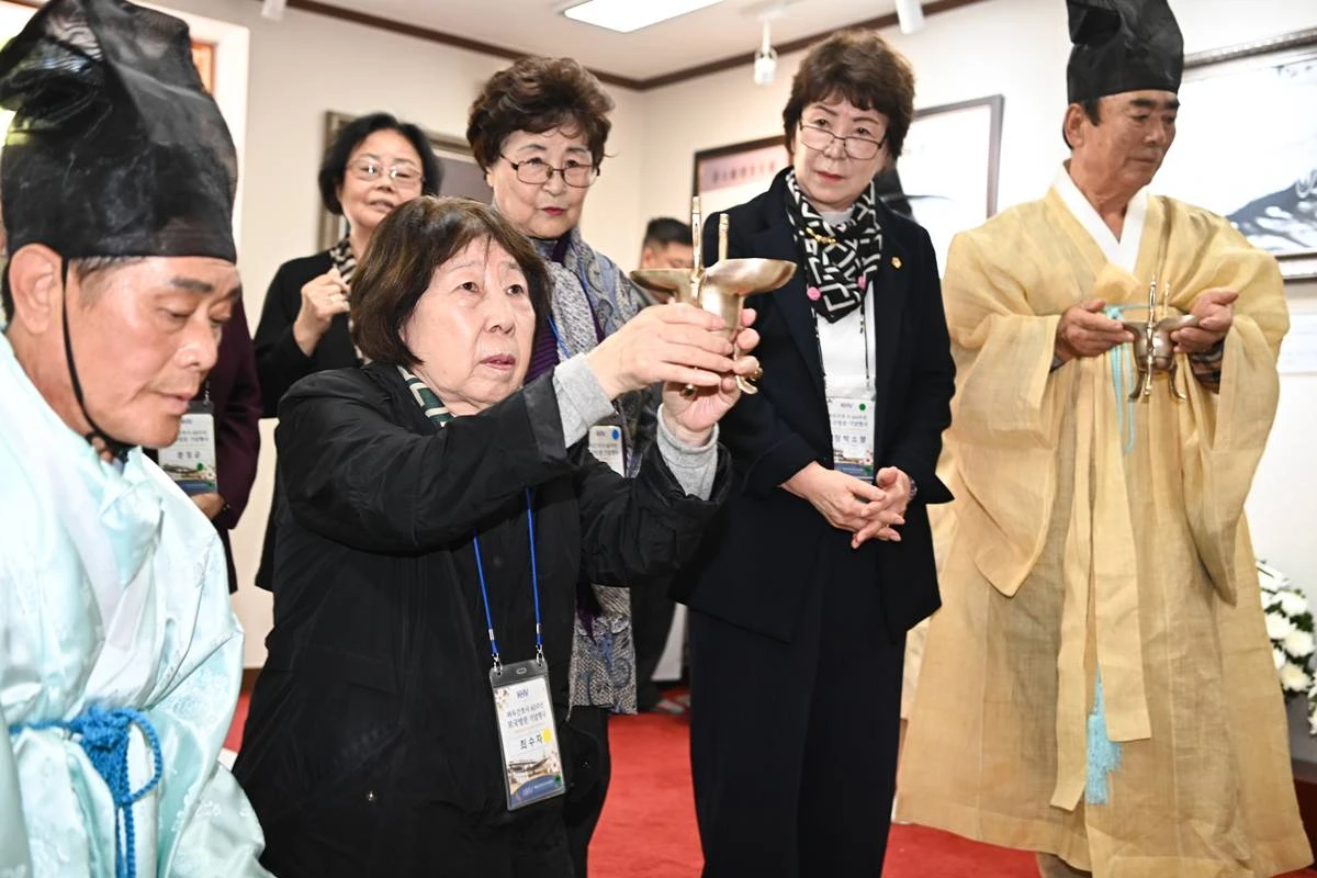 재독한인간호협회 회원들의 추모/구미시