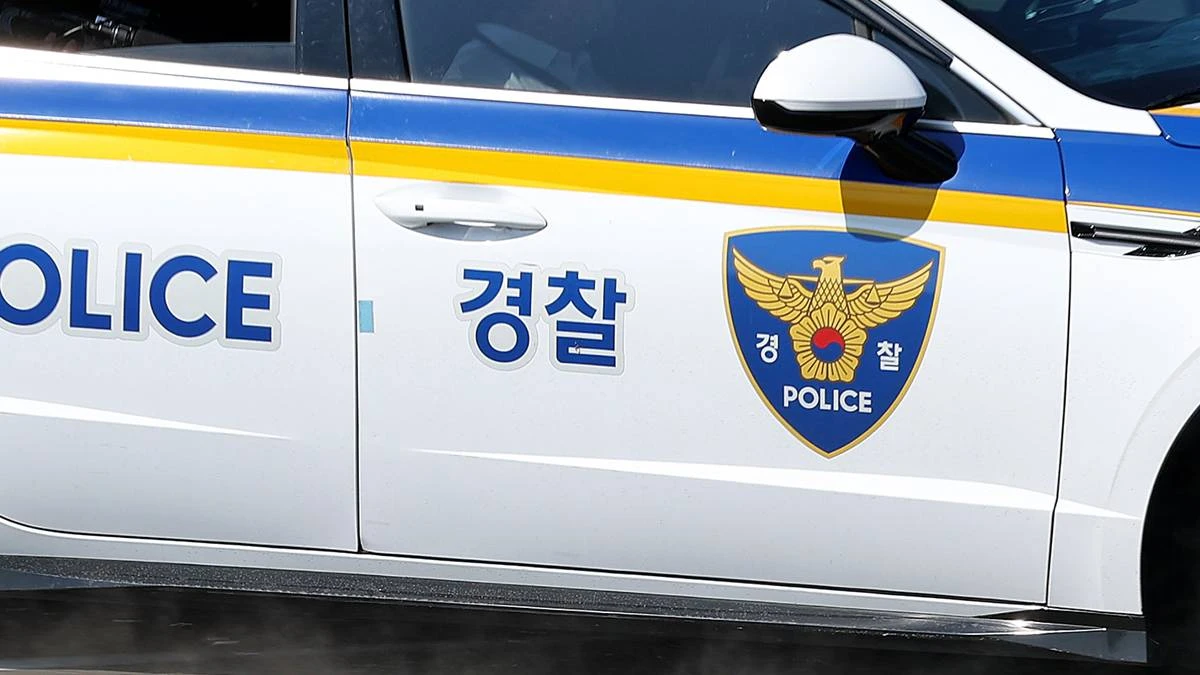 인천 송도서 흉기 든 20대 검거. 사진은 경찰차 / 뉴스1