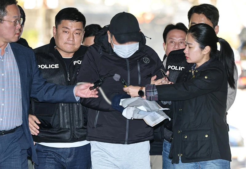 법정 향하는 역삼동 연쇄방화 피의자 / 뉴스1