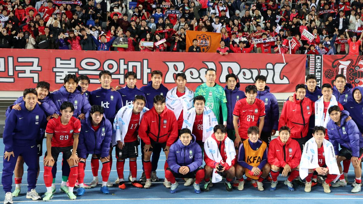 압도적이다… 일본 싹 다 제치고 유럽 '연봉 1·2위' 나란히 차지한 한국 선수들