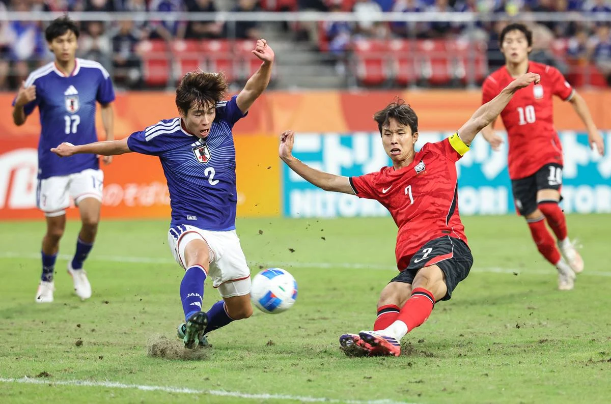 지난 3일 일본 아이치현 도요타 스타디움에서 열린 2026 아이치·나고야 아시안게임 축구 결승전 대한민국과 일본의 경기, 대한민국 엄지성이 골을 넣고 있다 / 뉴스1
