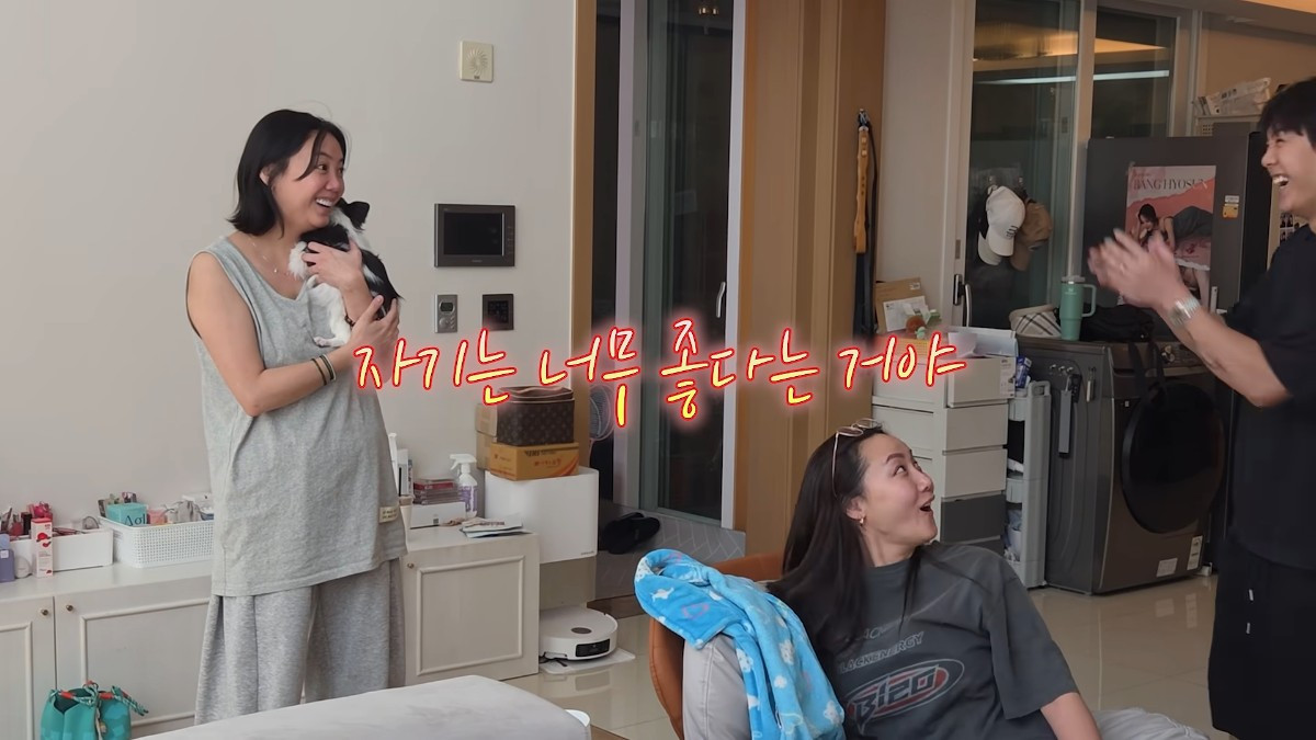 고은아가 가족 유튜브 채널 '방가네'에서 남자친구도 임신 계획에 긍정적이라는 사실을 언급했다. / 유튜브 '방가네'