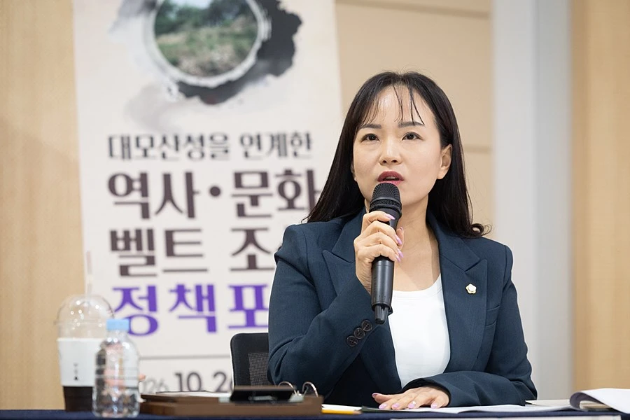 이지연 의원(좌장)