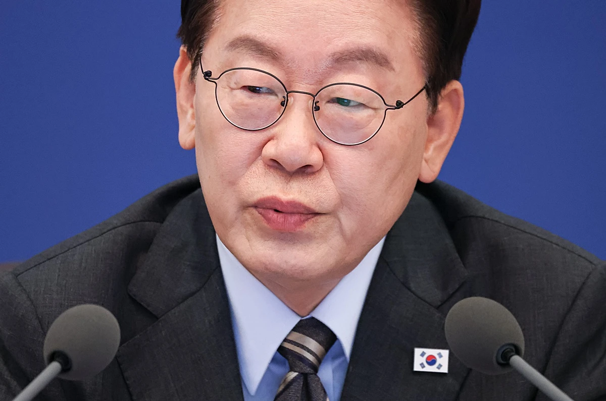 이재명 대통령이 청와대에서 열린 국무회의에서 발언을 하고 있다. 기사 이해를 돕기 위한 자료 사진 / 뉴스1