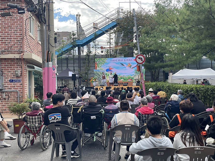 "골목의 기억 문화의 미래로" 제물포구, 배다리 축제 4000명 발길