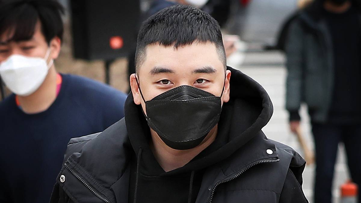 ‘임신해서 결혼?’…예비아빠 승리, 혼전임신설 언급하며 한 말