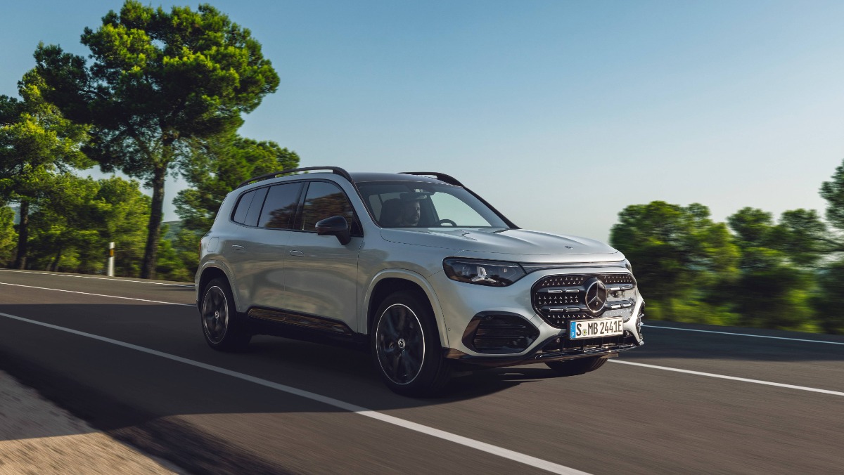 벤츠 엔트리 전기 SUV GLB 사전계약…6990만 원에 출시