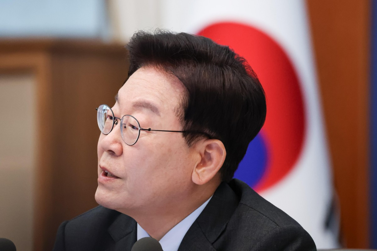 이재명 대통령이 27일 청와대에서 열린 국무회의에서 발언을 하고 있다. / 뉴스1 (청와대통신사진기자단)