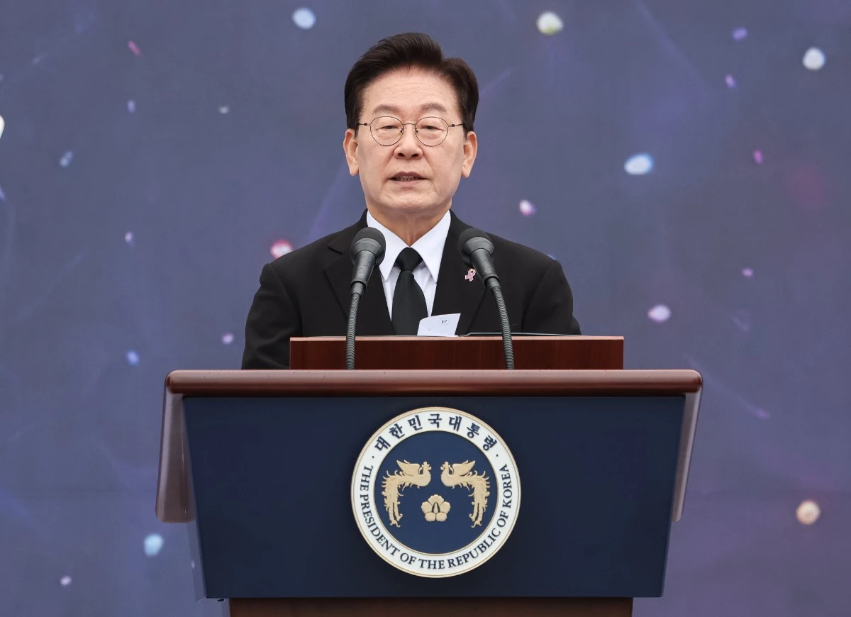 이재명 대통령이 29일 서울 광화문광장에서 열린 이태원참사 4주기 기억식에서 추모사를 하고 있는 모습 / 뉴스1