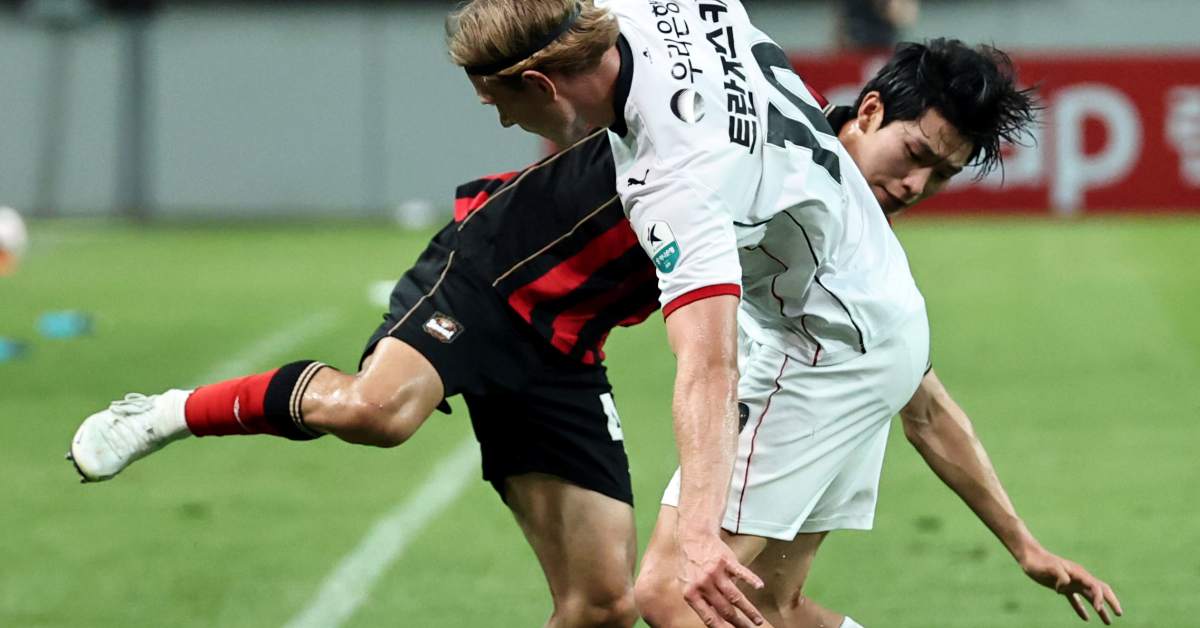 올해 데뷔했는데 대박…바로 한국 축구 국대 뽑힌 '07년생 유망주' 정체