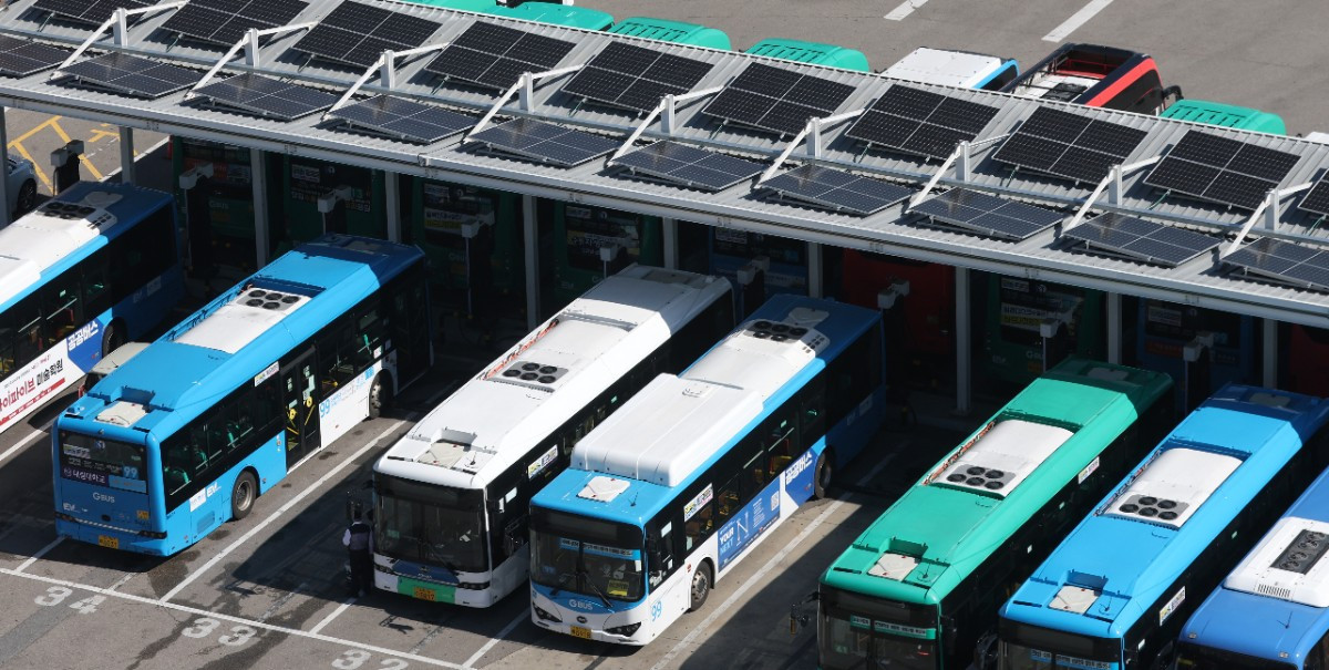 출근길 대란 피했다…경기 버스 파업 철회, 오늘 정상 운행