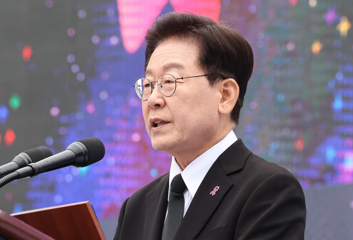 더불어민주당-조국혁신당 합당... 이 대통령이 입장 밝혔다