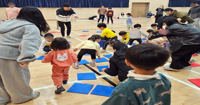 부녀회 영유아를 육아 회원들의 체육대회 모습 / 신천지 전주교회