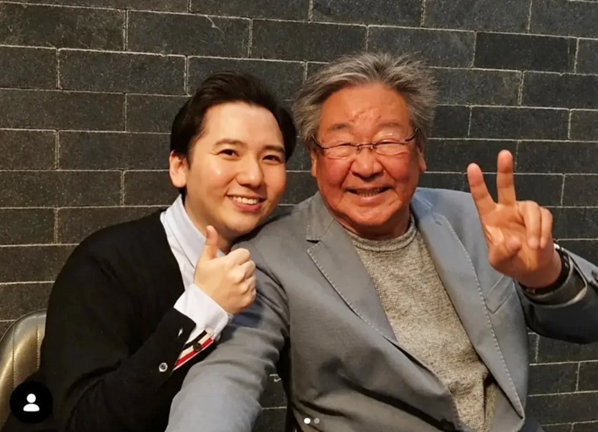 임형주가 인스타그램에 올린 사진. 임형주는 최불암과 아내 김민자 부부와 각별한 사이로 알려졌다. 임형주는 전날 최불암의 별세 소식을 접하고 인스타그램에 추모 글을 올렸다. 임형주는 '믿지지가 않는다. 그저 눈물만 흐른다'라며 '몇 달 전 병문안에서의 인사가 영원한 작별 인사가 될지 몰랐다. 언제나 제 노래를 아껴주시고 항상 제 독창회에도 김민자 이모님과 함께 와 주셨고 늘 좋은 말씀으로 권면해 주셔서 정말 감사했다'라고 고인을 추모했다. / 임형주 인스타그램