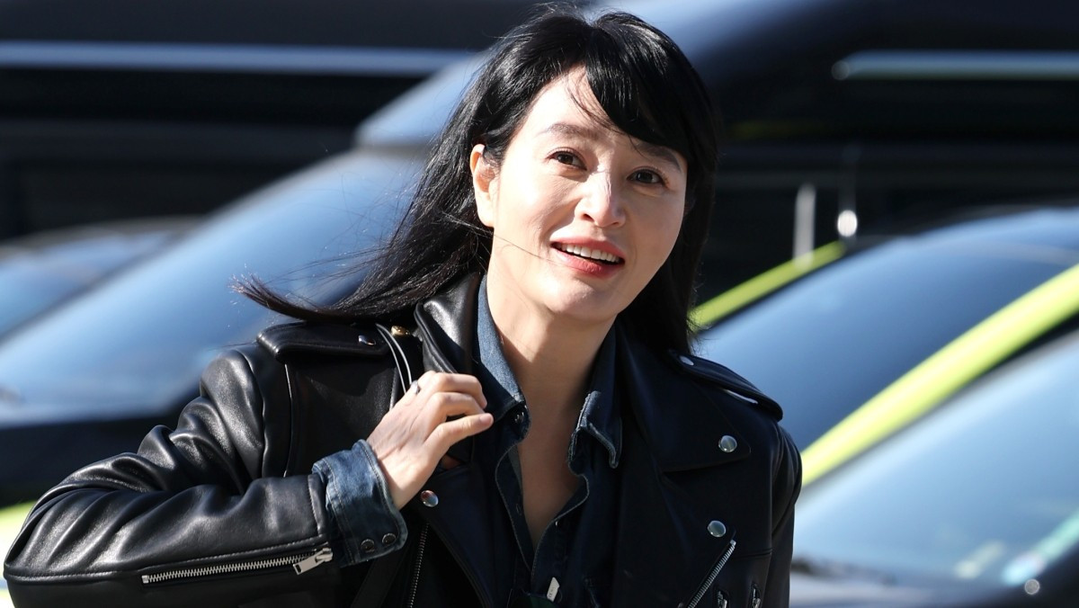 김혜수가 故최불암 빈소서 보인 '행동'…모두에게 뭉클함을 주고 있다