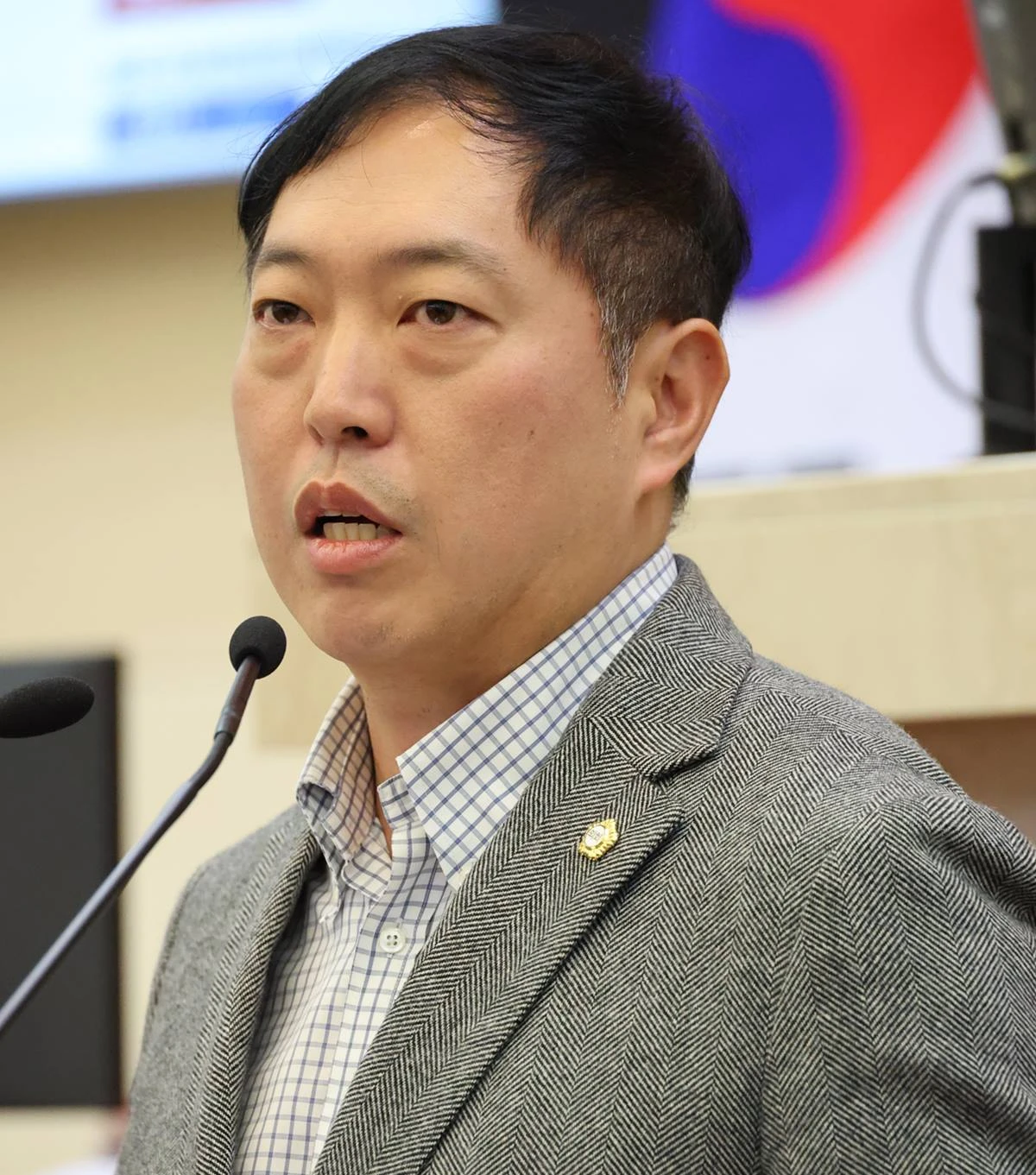 포항시의회 정원석 의원(두호동, 양덕동, 환여동) 5분자유발언 모습/포항시의회